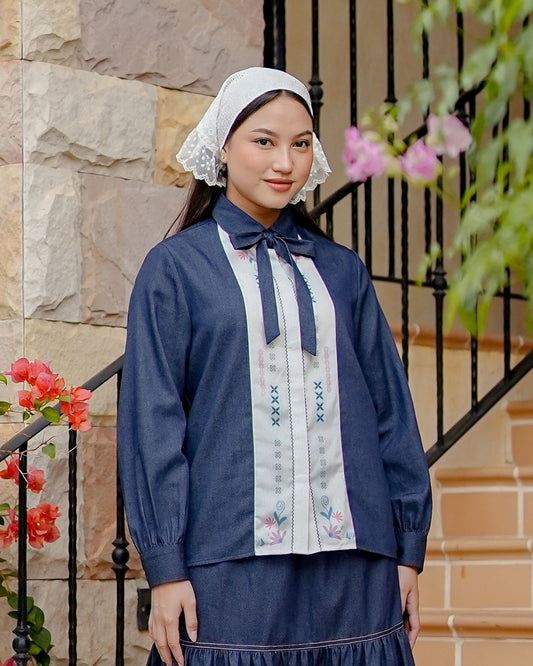 OMARA Niquita Printed Denim Shirt | Atasan Kemeja Wanita - Soft Reverie