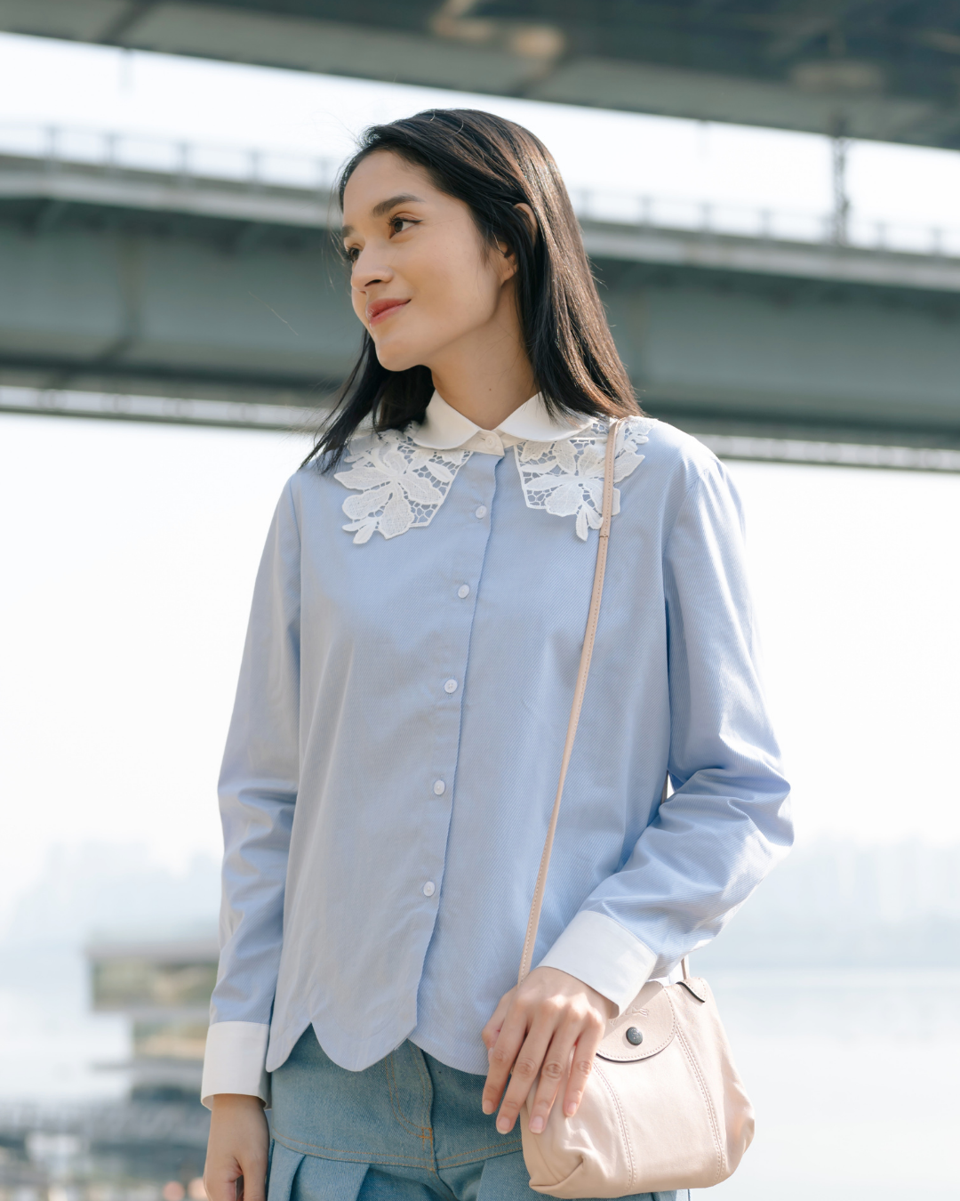 OMARA Velika Scallop Lace Collar Shirt | Kemeja Blouse Wanita - Seoul Stroll
