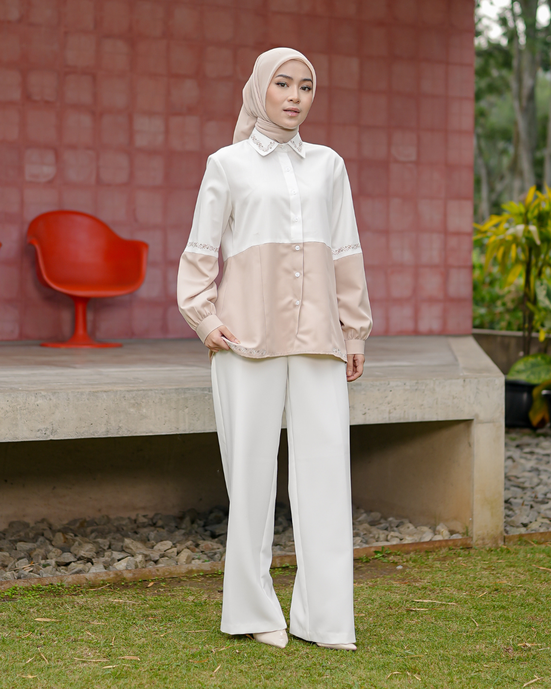 OMARA Alvina Two Tone Embroidery Shirt | Kemeja Blouse Wanita