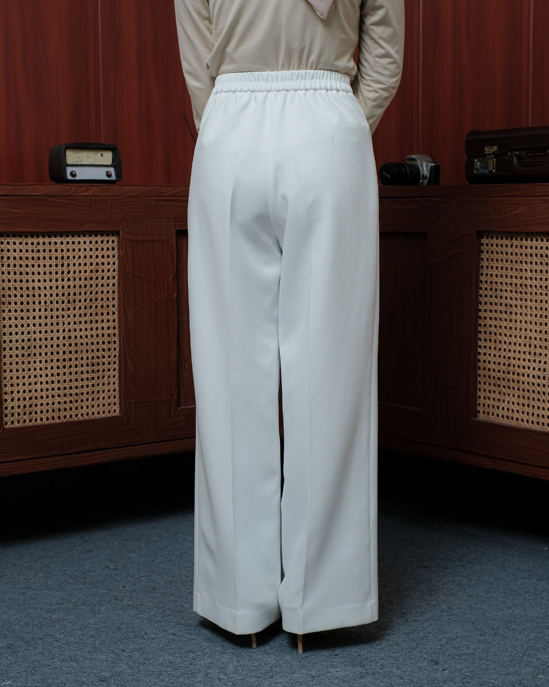 OMARA x Heidy Zaura Minimalist Straight Pants | Celana Wanita - Quiet Ornament Sarimbit Series
