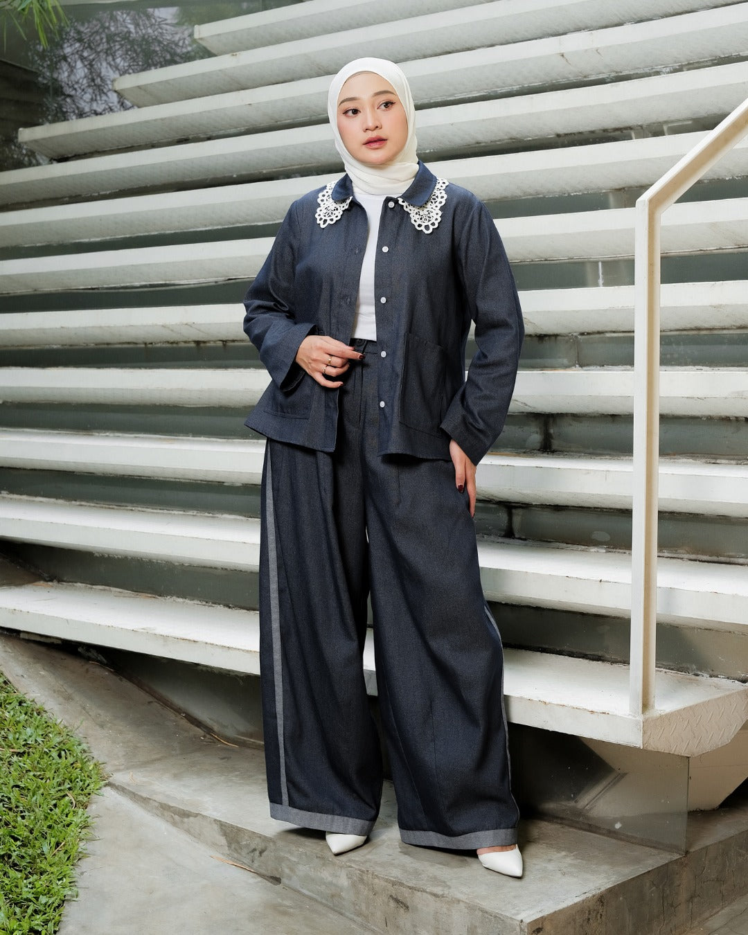 OMARA Averie Lace Denim Shirt | Kemeja Blouse Wanita - Mosaic