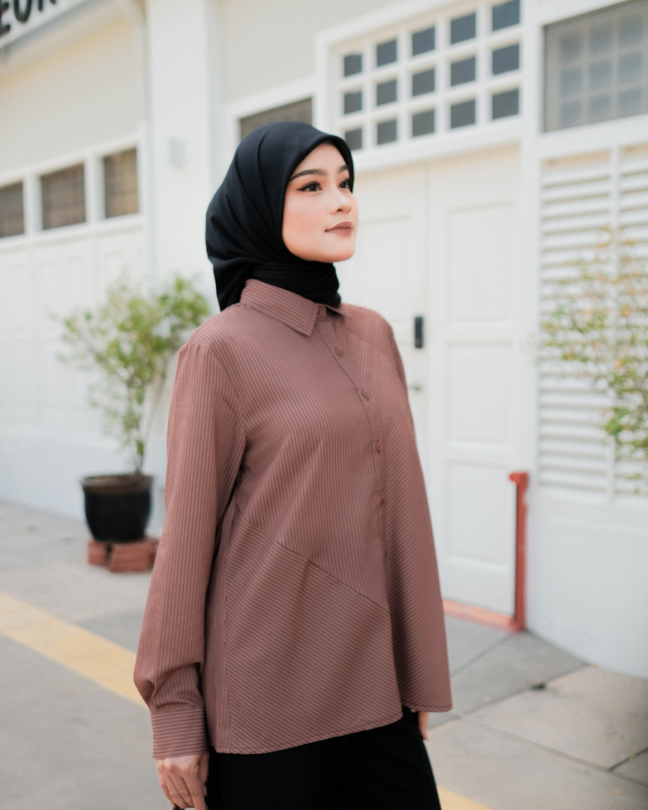 OMARA Stevie Lineplay Shirt | Kemeja Wanita – Urban Poise