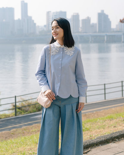OMARA Velika Scallop Lace Collar Shirt | Kemeja Blouse Wanita - Seoul Stroll