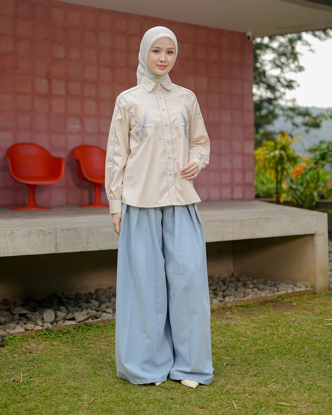 OMARA Alinea Flower Embroidery Shirt | Kemeja Blouse Wanita