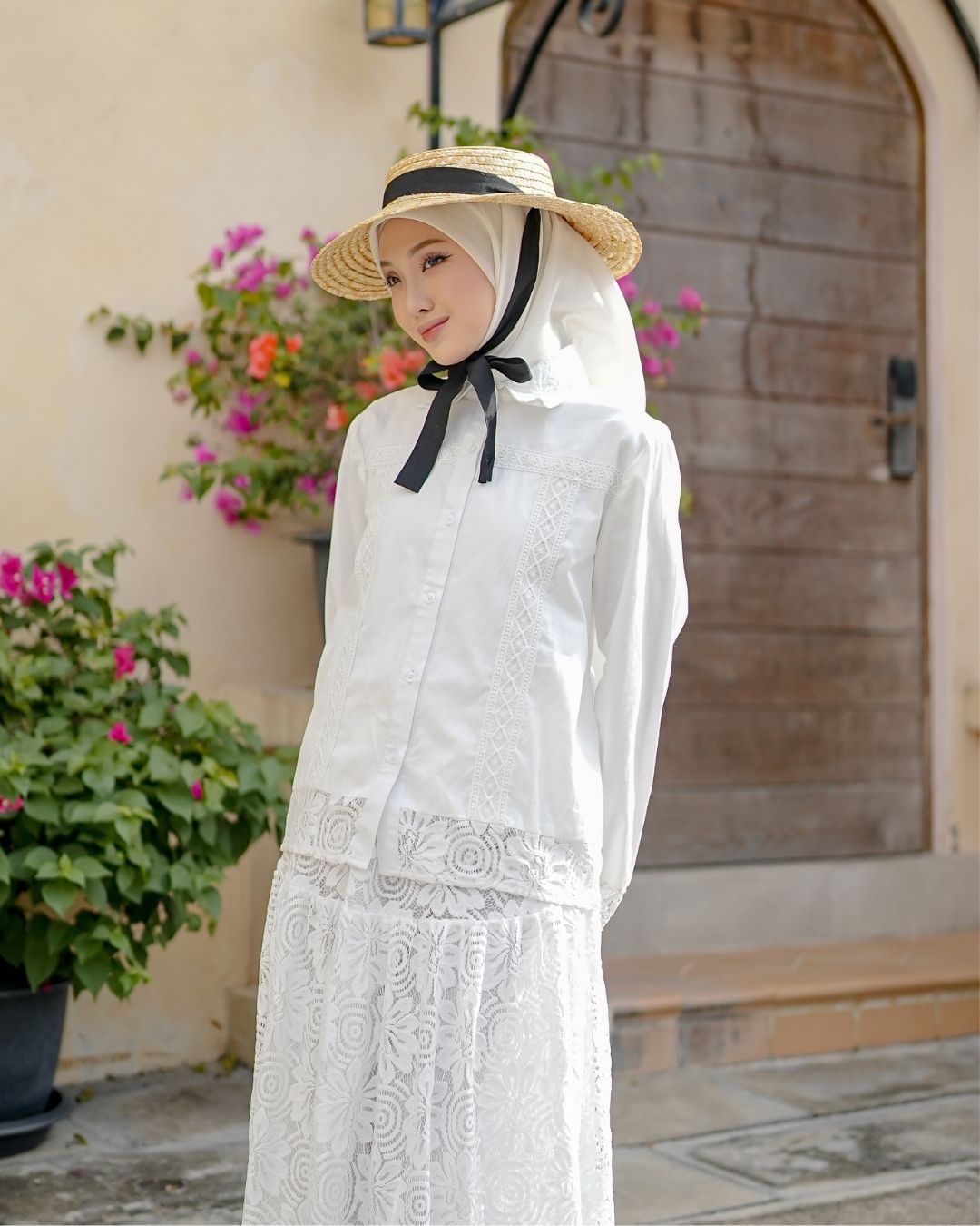 OMARA Neira Delicate Lace Shirt | Atasan Kemeja Wanita - Soft Reverie