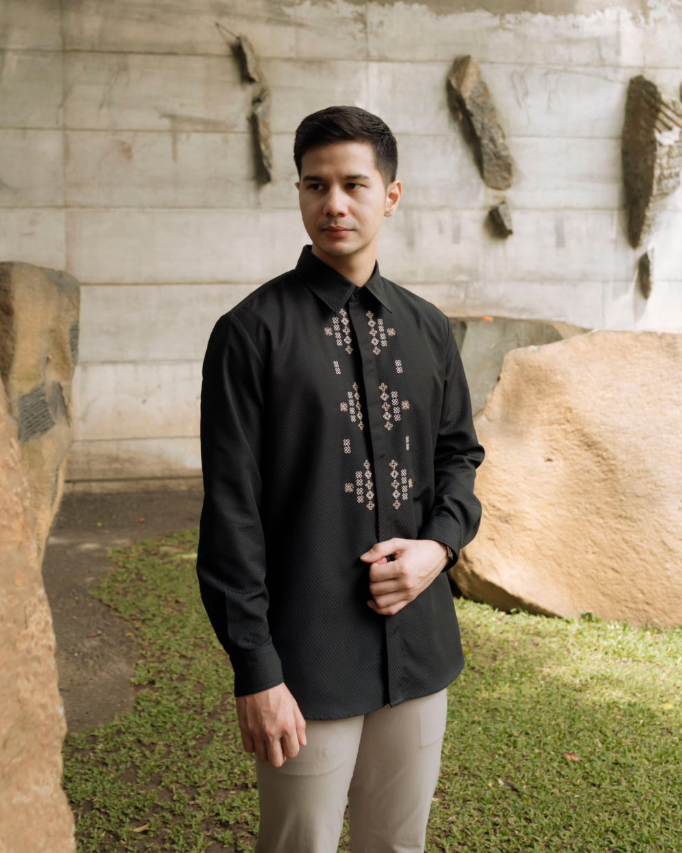 OMARA Lutfan Embroidery Shirt | Kemeja Koko Pria - Pilgrimage Hajj Collection
