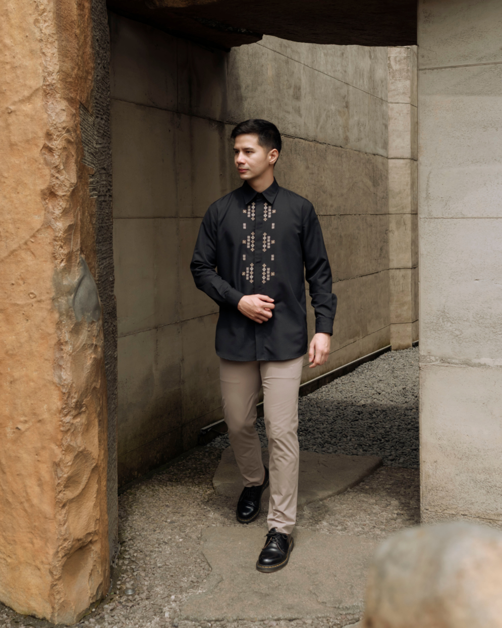 OMARA Lutfan Embroidery Shirt | Kemeja Koko Pria - Pilgrimage Hajj Collection