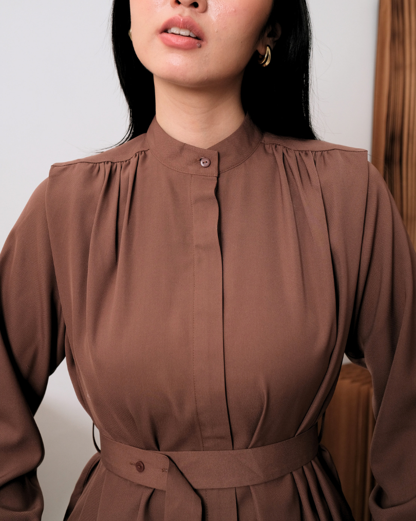 OMARA Zisel Belted Blouse | Kemeja Wanita - Easeé