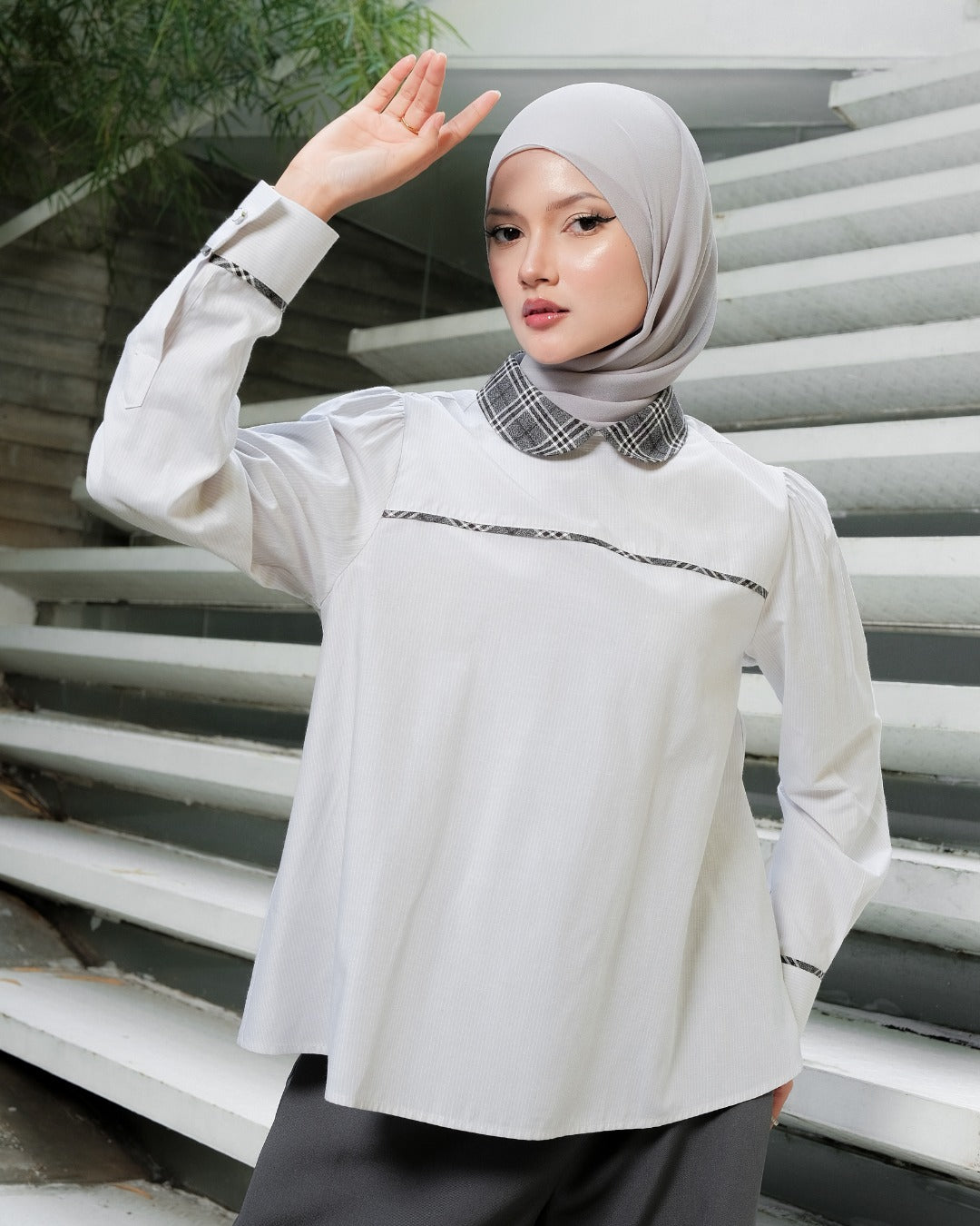 OMARA Ayani Tartan Blouse | Kemeja Blouse Wanita - Mosaic