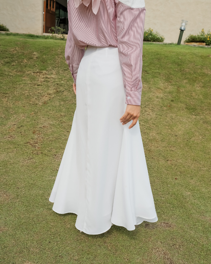 OMARA Widya Minimalist A-Line Maxi Skirt | Rok Wanita - Olive Grove