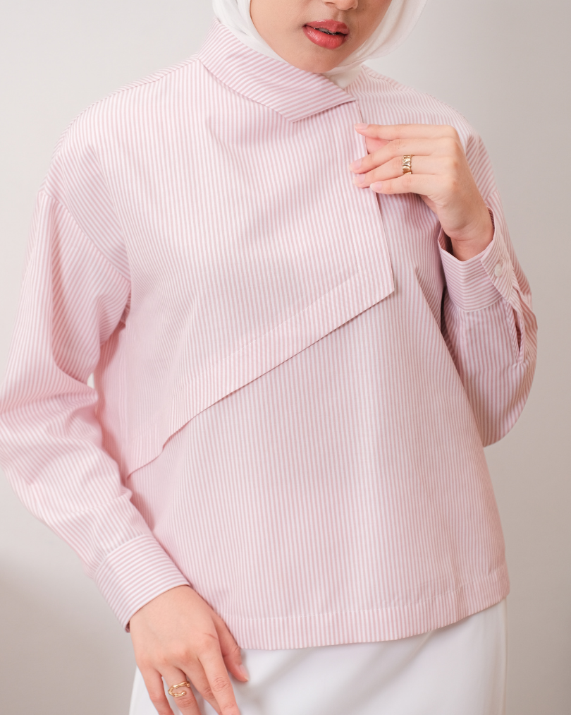 OMARA Zanera Diagonal Layer Blouse | Kemeja Blouse Wanita - Easeé