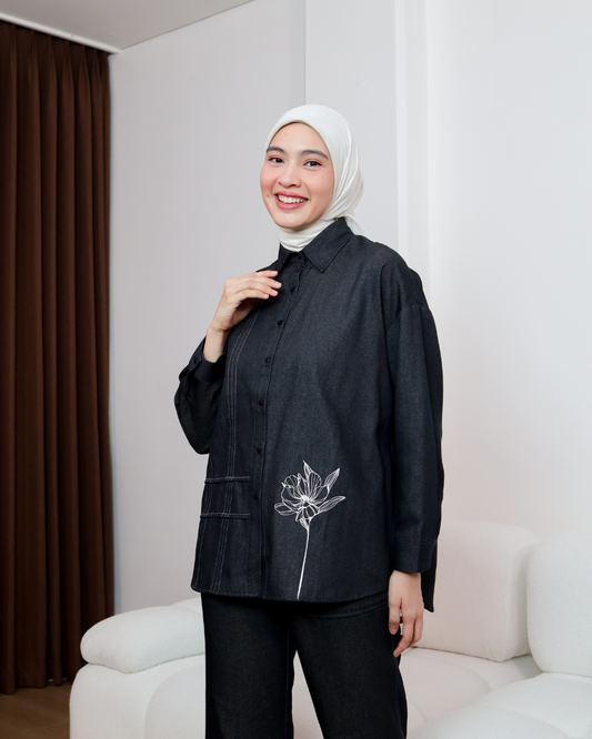OMARA Raveena Embroidery Denim Shirt | Atasan Kemeja Wanita - The Daily Tales