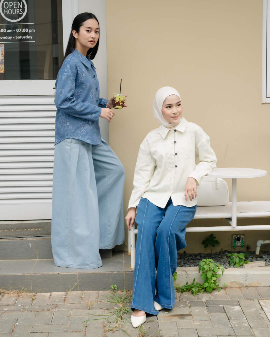 Baila Flower Oriental Denim Shirt