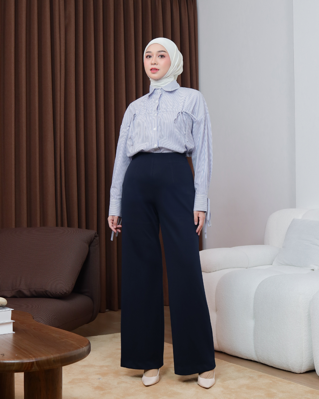 OMARA Rena Knit Straight Pants | Celana Wanita - The Daily Tales
