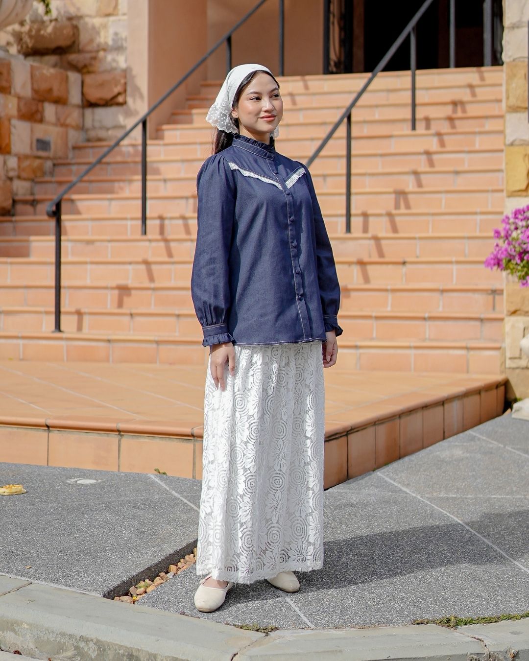 OMARA Nayla Lace-Trim Denim Blouse | Atasan Wanita - Soft Reverie