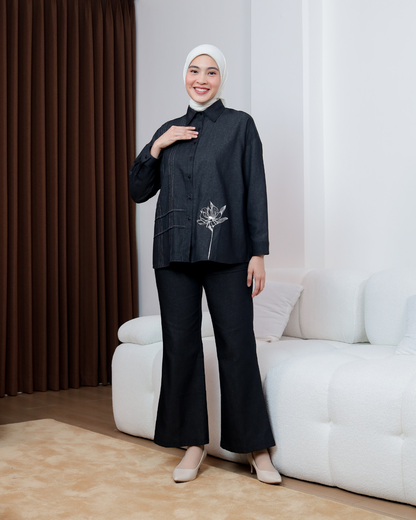 OMARA Raveena Embroidery Denim Shirt | Atasan Kemeja Wanita - The Daily Tales