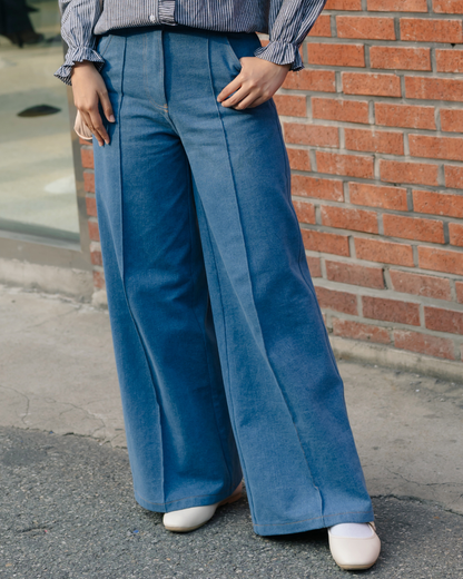 OMARA Valencia Denim Loose High Waist Pants | Celana Jeans Wanita - Seoul Stroll