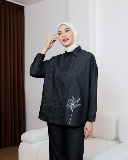 OMARA Raveena Embroidery Denim Shirt | Atasan Kemeja Wanita - The Daily Tales