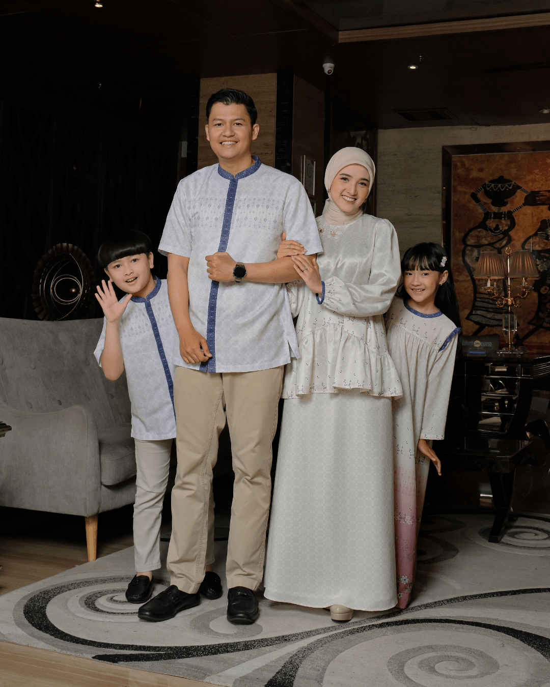 OMARA Tanisha Ruffle Blouse | Atasan Wanita - Rona Sarimbit Series