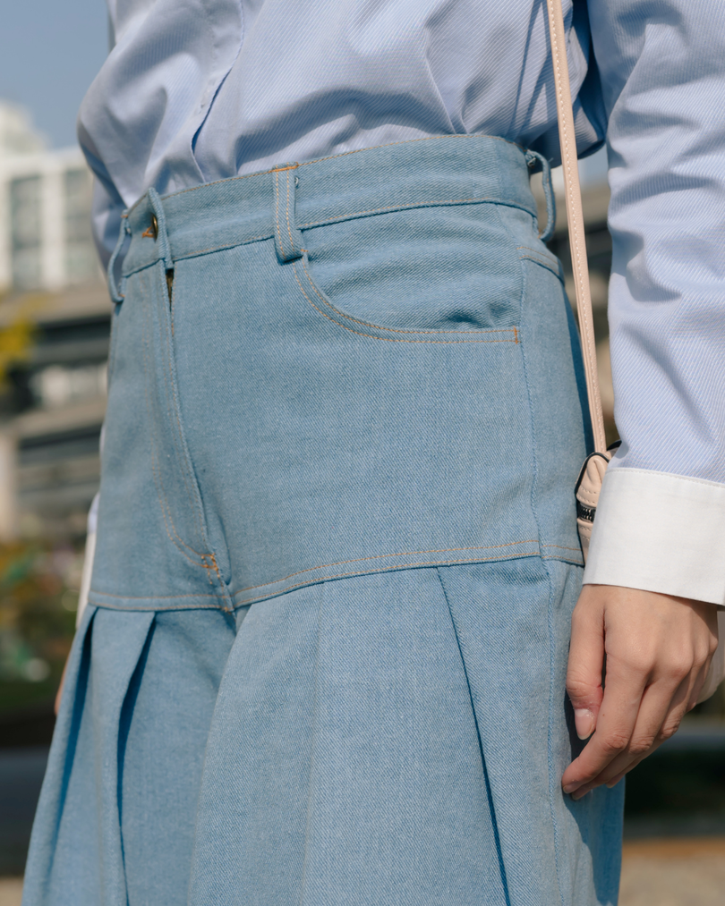 OMARA Verissa Pleats Denim Pants | Celana Jeans Wanita - Seoul Stroll