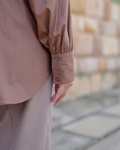 OMARA Nadheera Shoulder-Ruffle Shirt | Atasan Kemeja Wanita - Soft Reverie