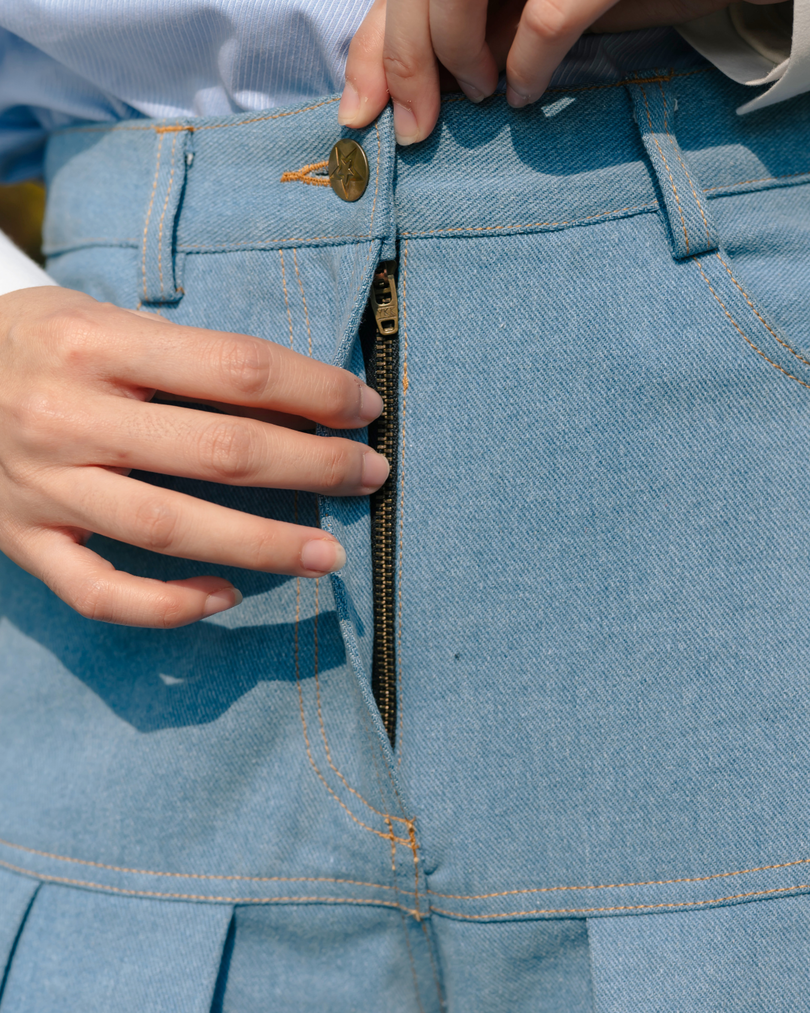 OMARA Verissa Pleats Denim Pants | Celana Jeans Wanita - Seoul Stroll