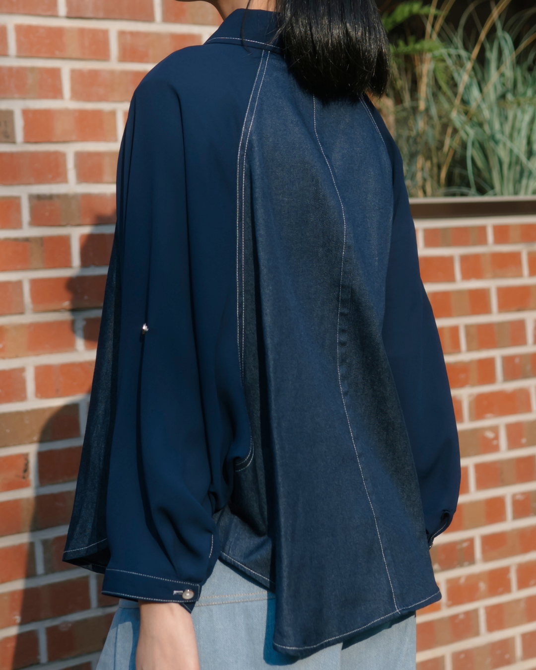 OMARA Vanny Two-Tone Denim Shirt | Kemeja Blouse Wanita - Seoul Stroll