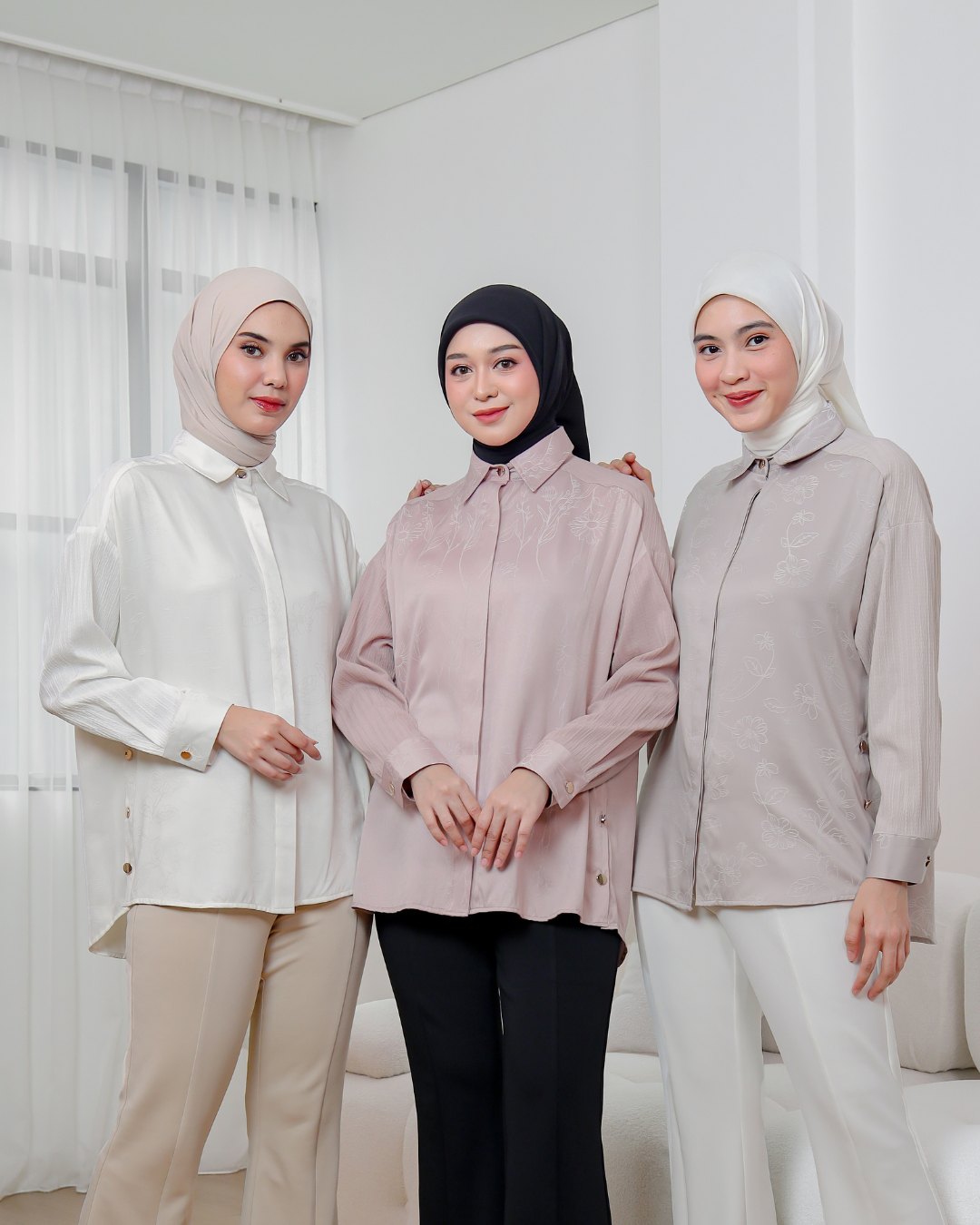 OMARA Rubina Floral Silk Shirt | Atasan Kemeja Wanita - The Daily Tales