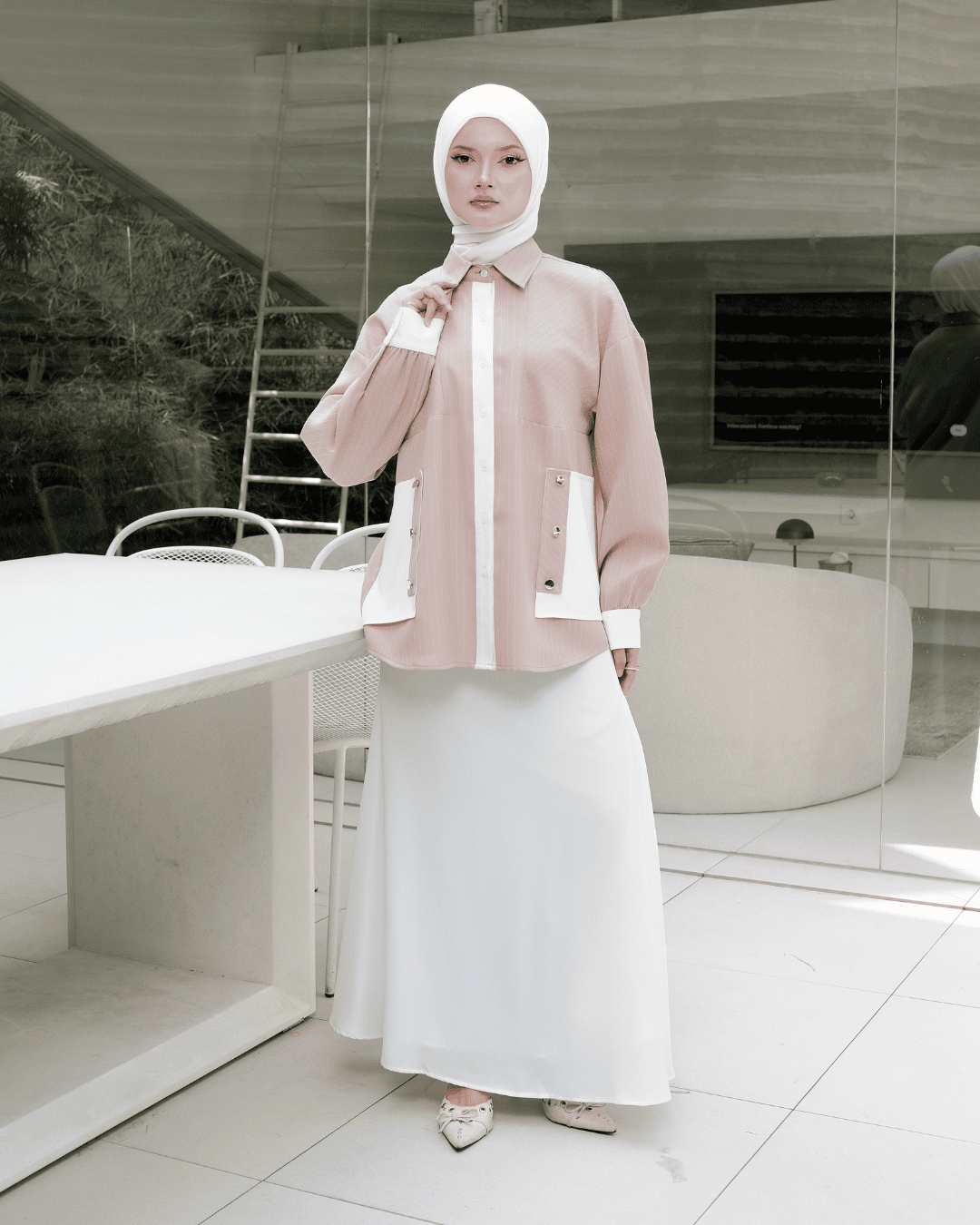 OMARA Ardini Contrast Stripe Shirt | Kemeja Blouse Wanita - Mosaic