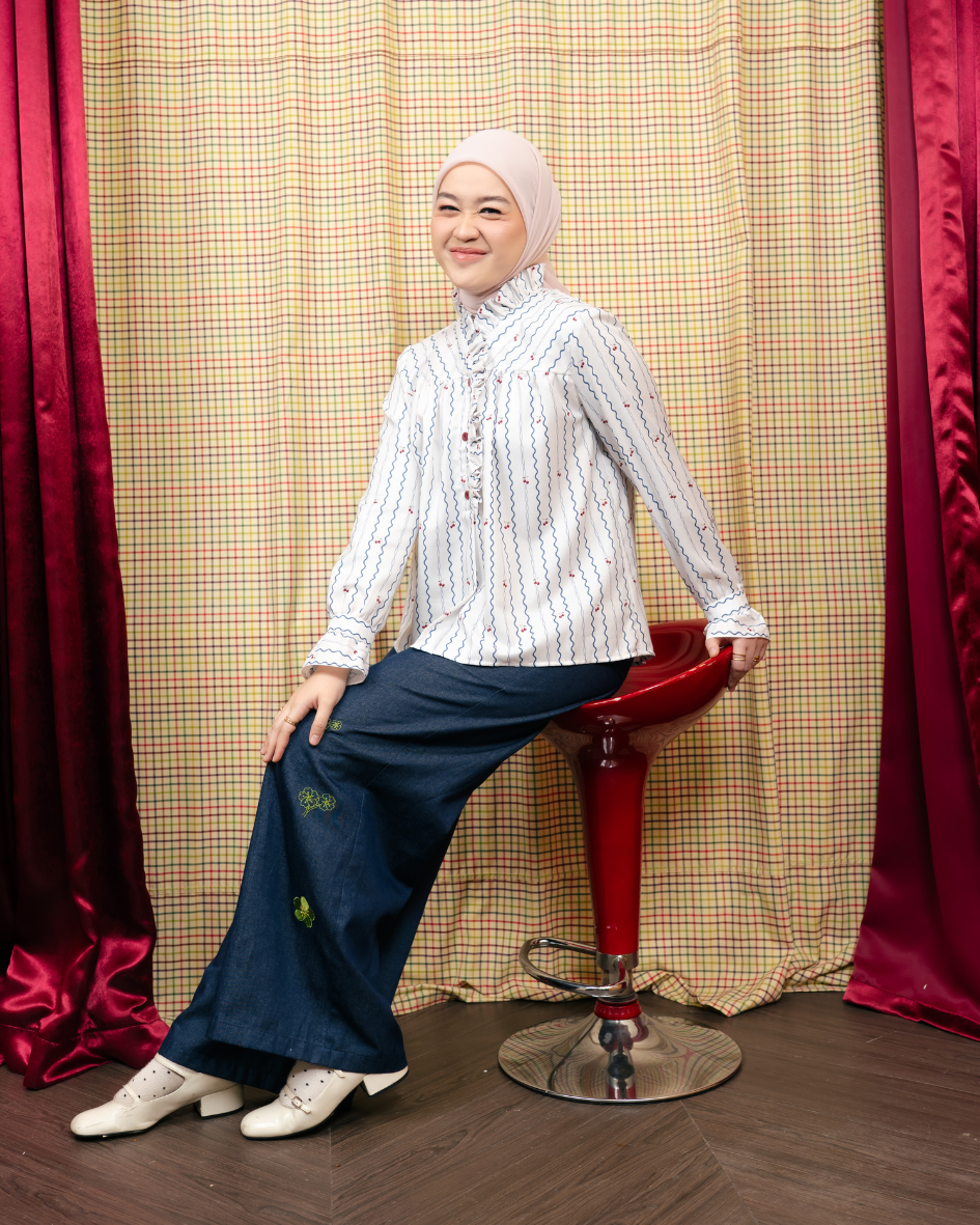Omara x Firyal Aisyah —Cherine Red Cherry Ruffle Blouse Ivory | Atasan Wanita