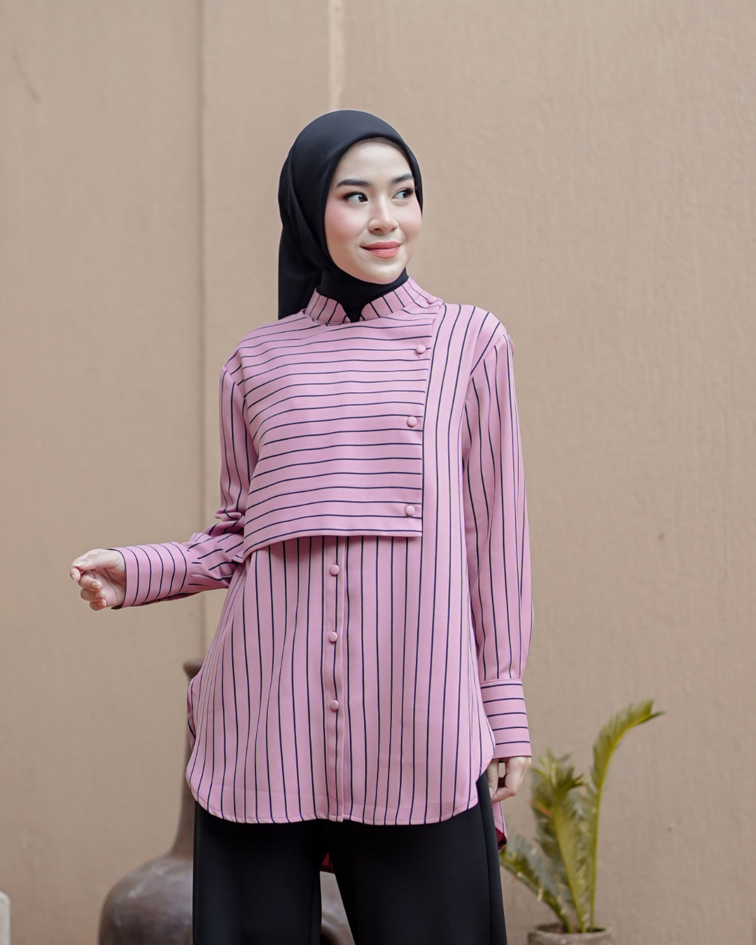 OMARA Yuki Square Layered Blouse Stripe  | Atasan Wanita