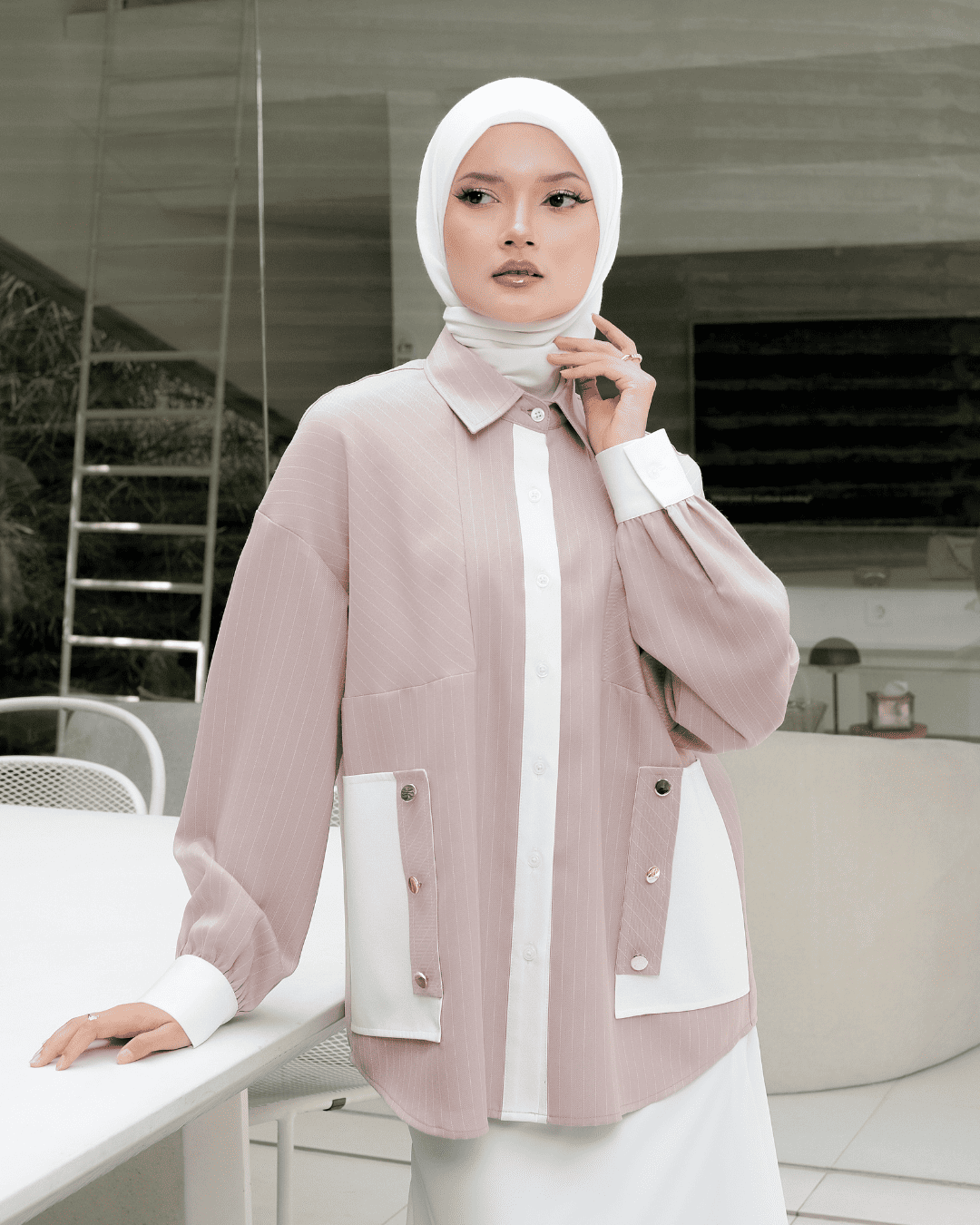 OMARA Ardini Contrast Stripe Shirt | Kemeja Blouse Wanita - Mosaic