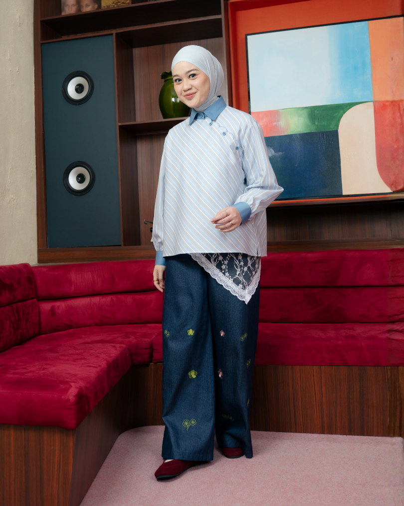 Omara x Firyal Aisyah — Luelle Denim Diagonal Scallop Blouse | Atasan Wanita