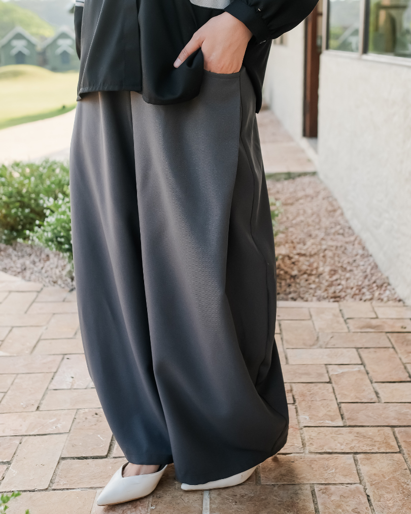 OMARA Wenna Barrel Pants | Celana Wanita - Olive Grove