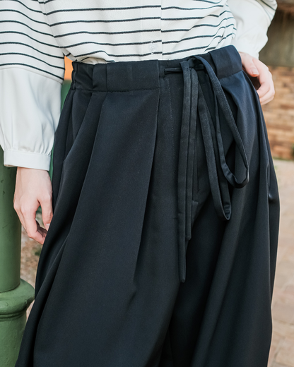 OMARA Wisteria Drawstring Baggy Pants | Celana Wanita - Olive Grove