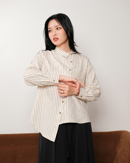 OMARA Zayla Asymmetric Shirt | Kemeja Blouse Wanita - Easeé