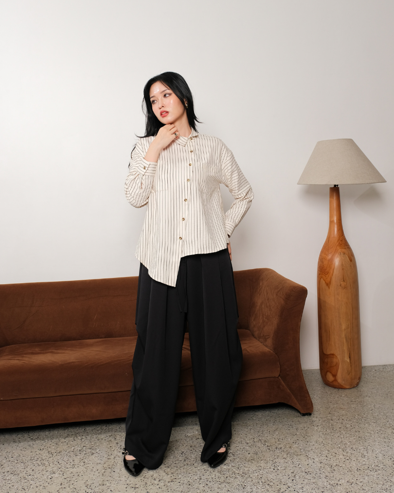 OMARA Zayla Asymmetric Shirt | Kemeja Blouse Wanita - Easeé