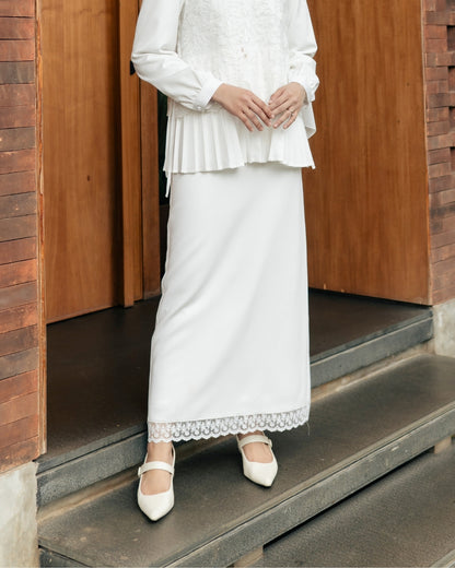 OMARA x Heidy Zamora Bordered Lace Skirt | Rok Wanita - Quiet Ornament Sarimbit Series